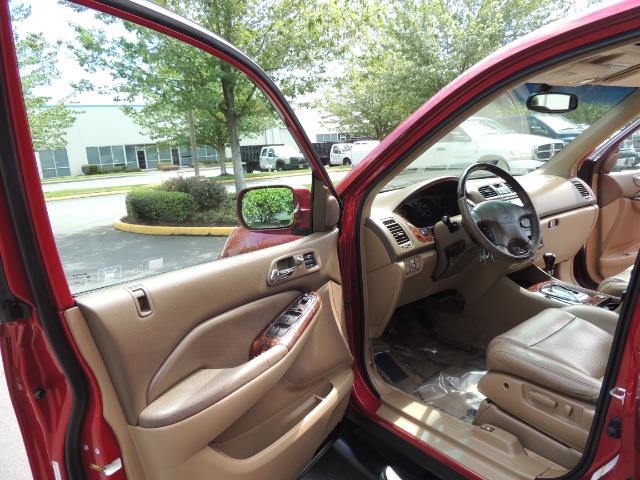 2002 Acura MDX Touring/ AWD / 3RD Row Seats / Leather / Moon Roof - Photo 17 - Portland, OR 97217