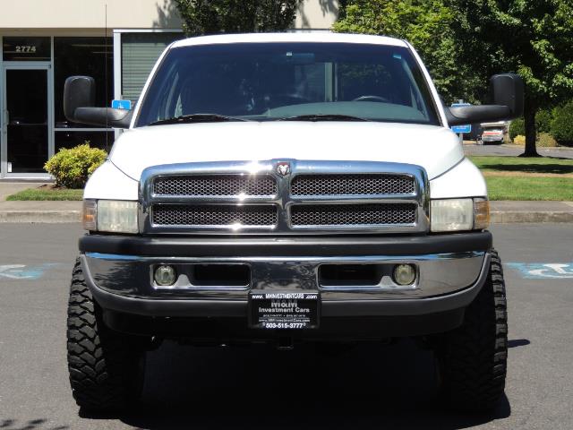 2001 Dodge Ram 2500 Laramie SLT Quad Cab / 4X4 /5.9L DIESEL / 6-SPEED - Photo 5 - Portland, OR 97217