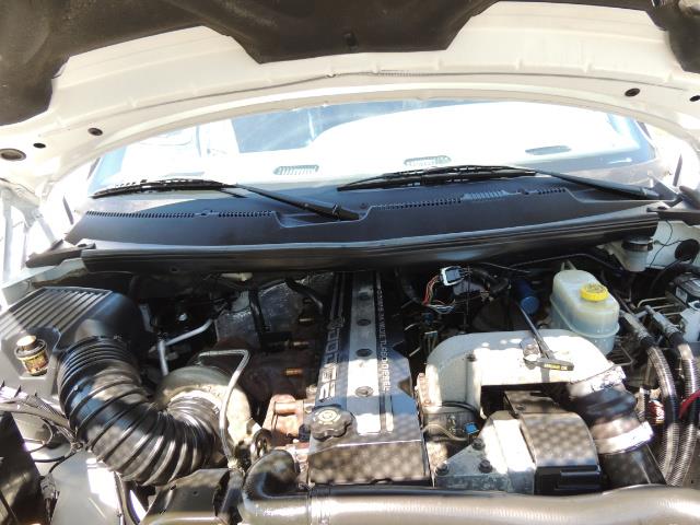 2001 Dodge Ram 2500 Laramie SLT Quad Cab / 4X4 /5.9L DIESEL / 6-SPEED - Photo 33 - Portland, OR 97217