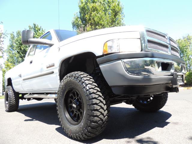 2001 Dodge Ram 2500 Laramie SLT Quad Cab / 4X4 /5.9L DIESEL / 6-SPEED - Photo 10 - Portland, OR 97217
