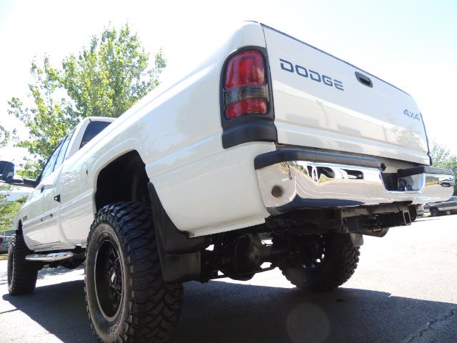 2001 Dodge Ram 2500 Laramie SLT Quad Cab / 4X4 /5.9L DIESEL / 6-SPEED - Photo 11 - Portland, OR 97217