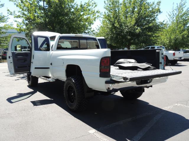 2001 Dodge Ram 2500 Laramie SLT Quad Cab / 4X4 /5.9L DIESEL / 6-SPEED - Photo 27 - Portland, OR 97217
