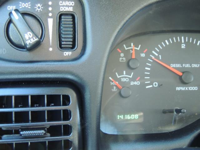 2001 Dodge Ram 2500 Laramie SLT Quad Cab / 4X4 /5.9L DIESEL / 6-SPEED - Photo 38 - Portland, OR 97217