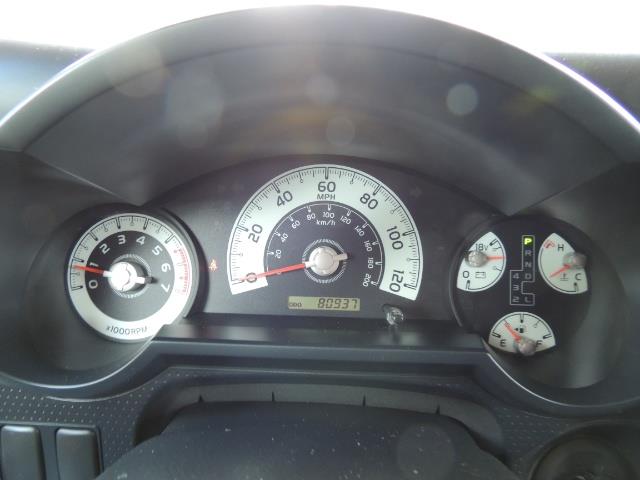 2007 Toyota FJ Cruiser 4x4 / Rear DIFF Lock / 80 K-miles / LIFTED - Photo 37 - Portland, OR 97217