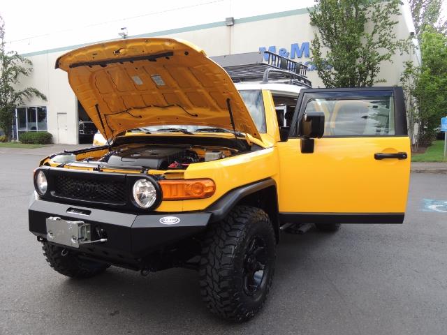 2007 Toyota FJ Cruiser 4x4 / Rear DIFF Lock / 80 K-miles / LIFTED - Photo 30 - Portland, OR 97217