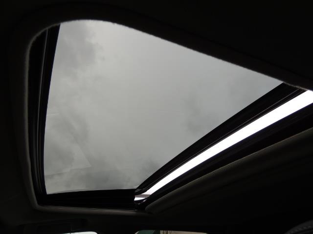 2014 Toyota RAV4 Limited / AWD / Navigation / Blind Spot Monitor - Photo 22 - Portland, OR 97217