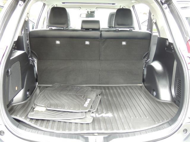 2014 Toyota RAV4 Limited / AWD / Navigation / Blind Spot Monitor - Photo 16 - Portland, OR 97217