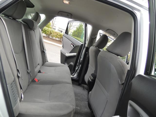 2013 Toyota Prius Two / HatchBack / Only 37K Miles - Photo 16 - Portland, OR 97217