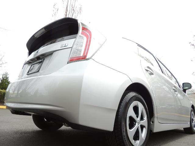 2013 Toyota Prius Two / HatchBack / Only 37K Miles - Photo 12 - Portland, OR 97217