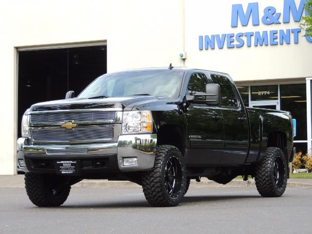 2009 Chevrolet Silverado 2500 LTZ / 4X4 / 6.6L Duramax Diesel / Allison Tranny - Photo 48 - Portland, OR 97217