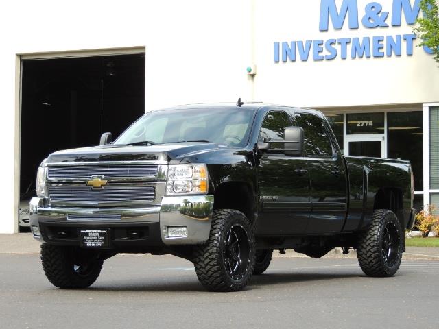 2009 Chevrolet Silverado 2500 LTZ / 4X4 / 6.6L Duramax Diesel / Allison Tranny - Photo 43 - Portland, OR 97217