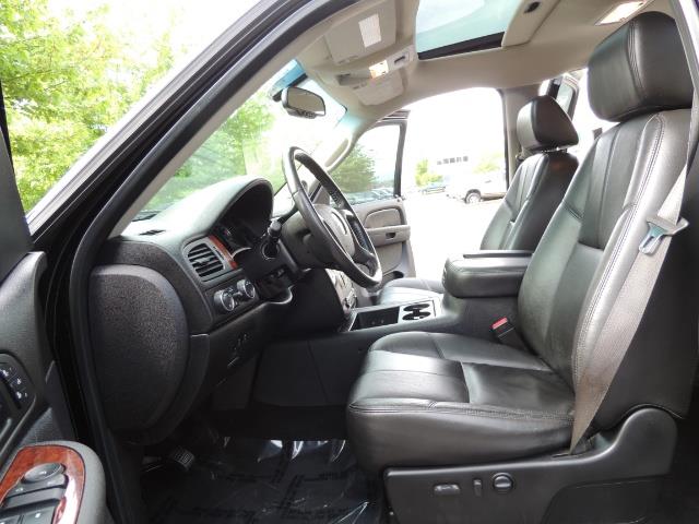 2009 Chevrolet Silverado 2500 LTZ / 4X4 / 6.6L Duramax Diesel / Allison Tranny - Photo 12 - Portland, OR 97217