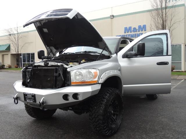 2006 Dodge Ram 2500 SLT / 4X4 / 5.9L Cummins Diesel / HIGH OUTPUT - Photo 25 - Portland, OR 97217