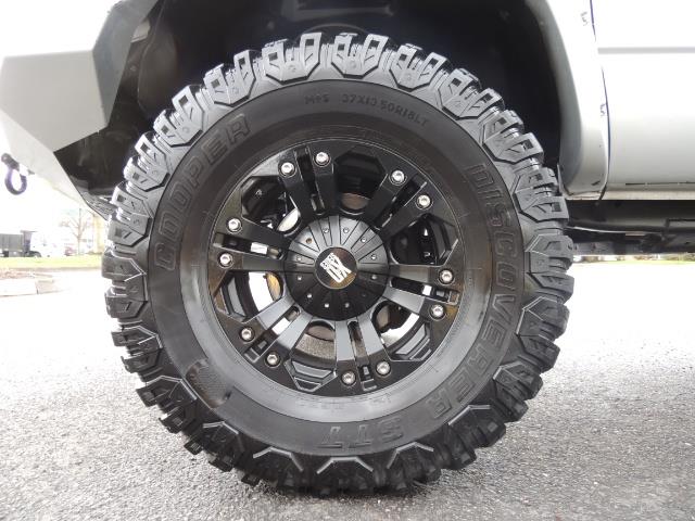 2006 Dodge Ram 2500 SLT / 4X4 / 5.9L Cummins Diesel / HIGH OUTPUT - Photo 23 - Portland, OR 97217