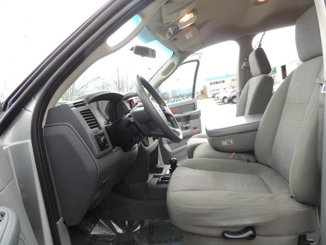 2006 Dodge Ram 2500 SLT / 4X4 / 5.9L Cummins Diesel / HIGH OUTPUT - Photo 14 - Portland, OR 97217