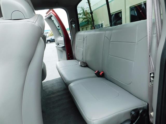 2001 Ford F-250 Lariat Super Duty 4Dr / 4X4 / 7.3L DIESEL /Leather - Photo 15 - Portland, OR 97217