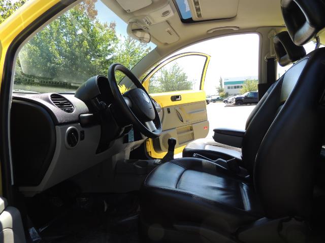 2001 Volkswagen Beetle GLX 1.8T Only 34,600 Original Miles Heated leather - Photo 33 - Portland, OR 97217