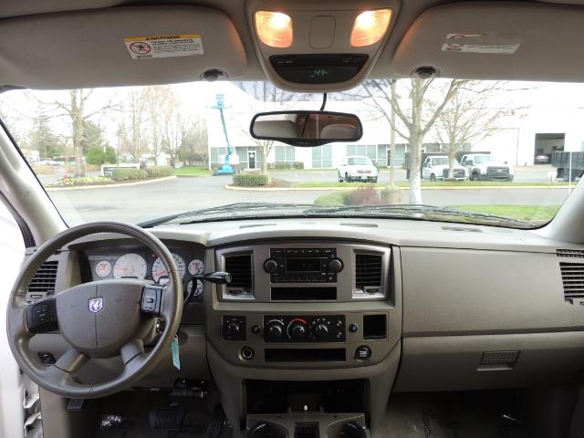 2006 Dodge Ram 3500 SLT / 4X4 / 5.9L CUMMINS DIESEL / LEATHER / DUALLY - Photo 38 - Portland, OR 97217
