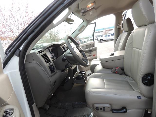 2006 Dodge Ram 3500 SLT / 4X4 / 5.9L CUMMINS DIESEL / LEATHER / DUALLY - Photo 14 - Portland, OR 97217