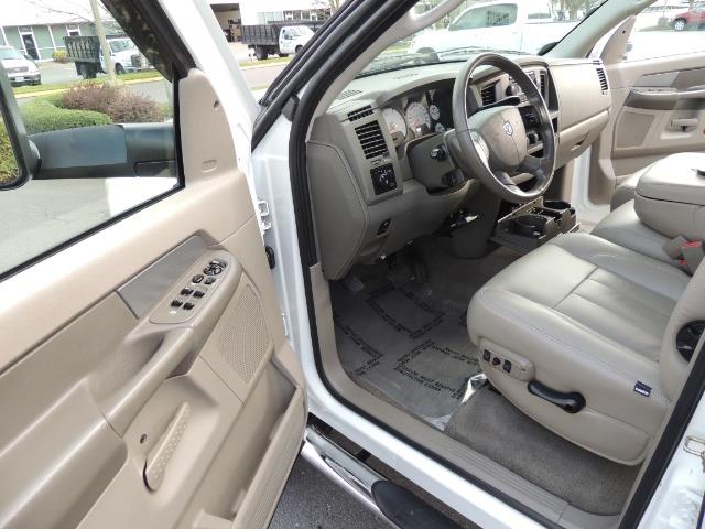 2006 Dodge Ram 3500 SLT / 4X4 / 5.9L CUMMINS DIESEL / LEATHER / DUALLY - Photo 13 - Portland, OR 97217
