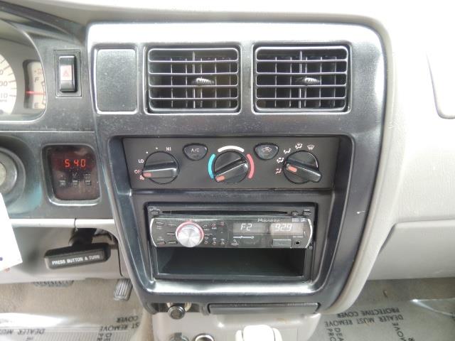 2002 Toyota Tacoma Limited V6 4dr Double Cab / 4X4 / RR DIFF LOCKS - Photo 21 - Portland, OR 97217