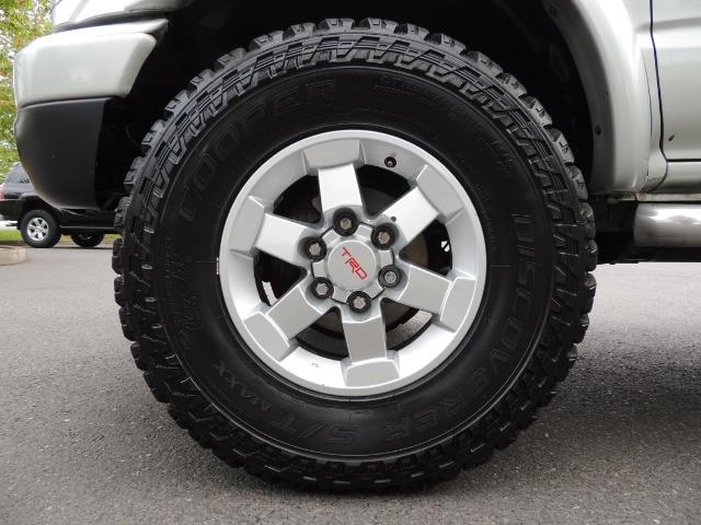 2002 Toyota Tacoma Limited V6 4dr Double Cab / 4X4 / RR DIFF LOCKS - Photo 23 - Portland, OR 97217
