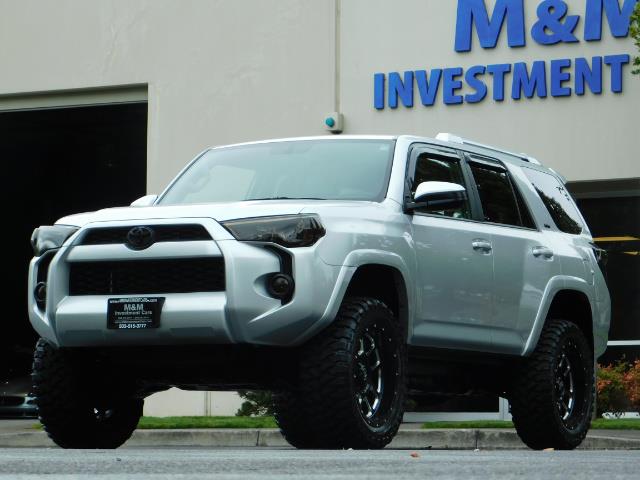 2016 Toyota 4Runner SR5 / 4WD / Navigation / backup camera / LIFTED - Photo 52 - Portland, OR 97217