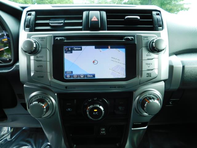2016 Toyota 4Runner SR5 / 4WD / Navigation / backup camera / LIFTED - Photo 19 - Portland, OR 97217