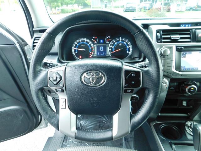 2016 Toyota 4Runner SR5 / 4WD / Navigation / backup camera / LIFTED - Photo 40 - Portland, OR 97217
