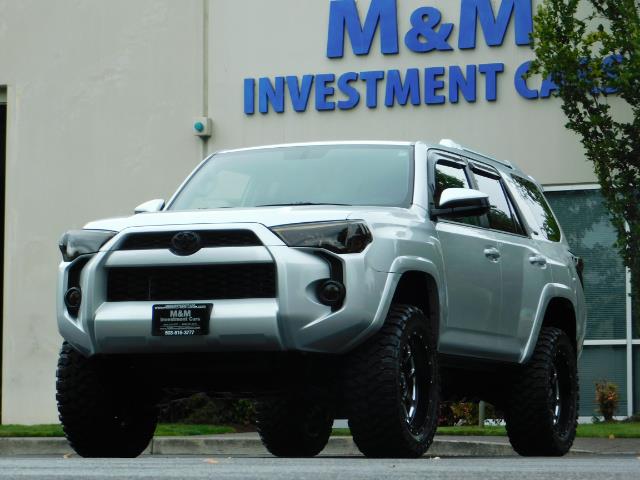 2016 Toyota 4Runner SR5 / 4WD / Navigation / backup camera / LIFTED - Photo 56 - Portland, OR 97217