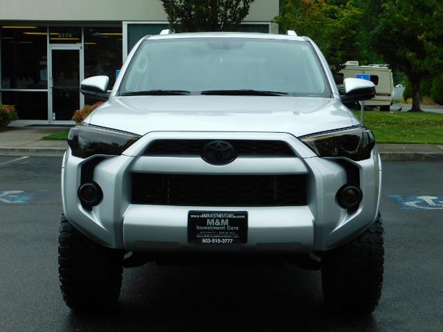 2016 Toyota 4Runner SR5 / 4WD / Navigation / backup camera / LIFTED - Photo 5 - Portland, OR 97217