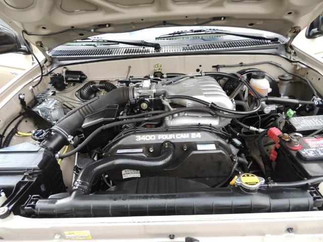 2003 Toyota Tacoma 2dr Xtracab V6 / SR5 / 4X4 / 5-SPEED MANUAL/LIFTED - Photo 33 - Portland, OR 97217