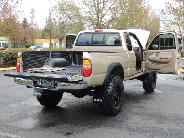 2003 Toyota Tacoma 2dr Xtracab V6 / SR5 / 4X4 / 5-SPEED MANUAL/LIFTED - Photo 29 - Portland, OR 97217