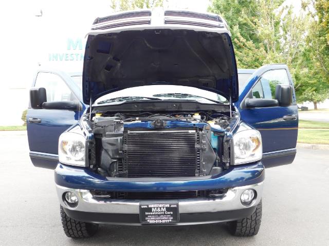 2007 Dodge Ram 2500 SLT BIG HORN EDITION / 4X4 / 5.9L DIESEL / 1-OWNER - Photo 31 - Portland, OR 97217