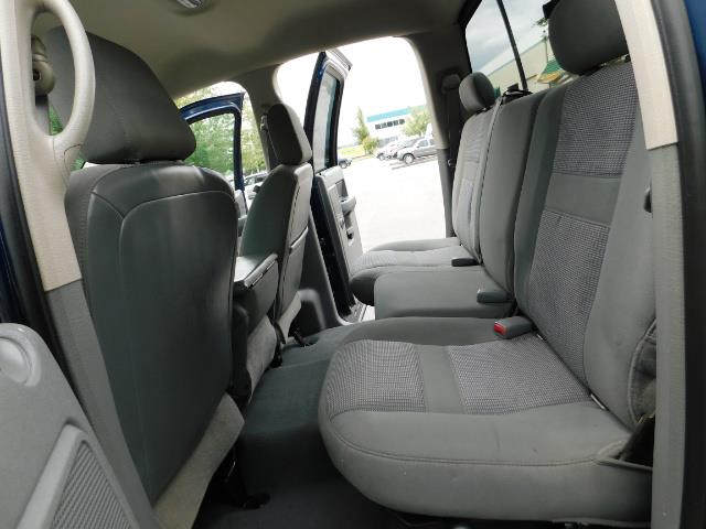 2007 Dodge Ram 2500 SLT BIG HORN EDITION / 4X4 / 5.9L DIESEL / 1-OWNER - Photo 15 - Portland, OR 97217