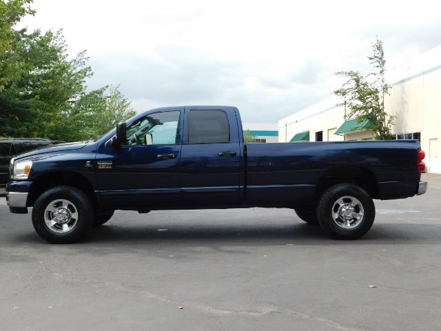 2007 Dodge Ram 2500 SLT BIG HORN EDITION / 4X4 / 5.9L DIESEL / 1-OWNER - Photo 3 - Portland, OR 97217