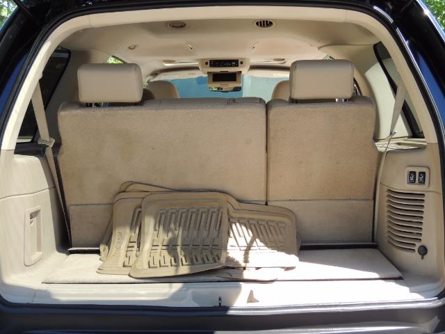 2006 Ford Expedition Eddie Bauer / Leather /Sunroof /DVD/Third Seat - Photo 19 - Portland, OR 97217
