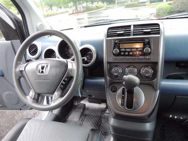 2005 Honda Element EX Sport Utility / ALL WHEEL DRIVE / SUN ROOF - Photo 35 - Portland, OR 97217