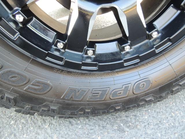 2005 Chevrolet Silverado 1500 LS 4dr Crew Cab / 4X4 / LIFTED / 86K Miles - Photo 40 - Portland, OR 97217