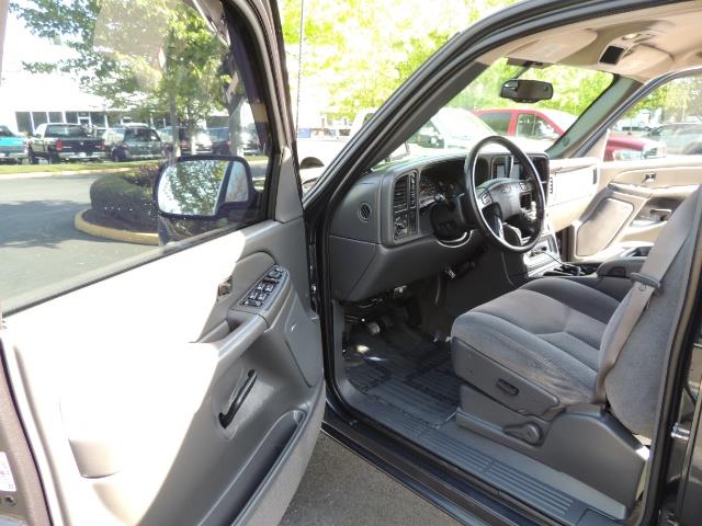 2005 Chevrolet Silverado 1500 LS 4dr Crew Cab / 4X4 / LIFTED / 86K Miles - Photo 11 - Portland, OR 97217