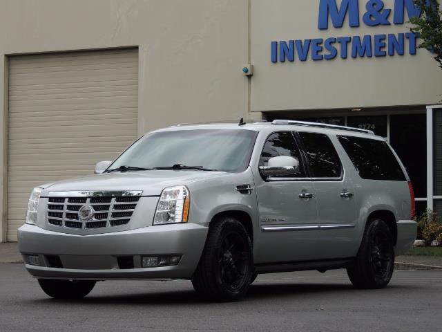 2010 Cadillac Escalade ESV Premium / AWD / DVD / Backup Camera / Excel Co - Photo 1 - Portland, OR 97217