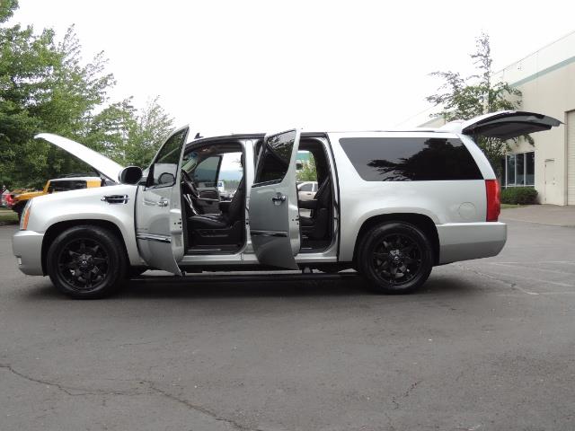 2010 Cadillac Escalade ESV Premium / AWD / DVD / Backup Camera / Excel Co - Photo 26 - Portland, OR 97217