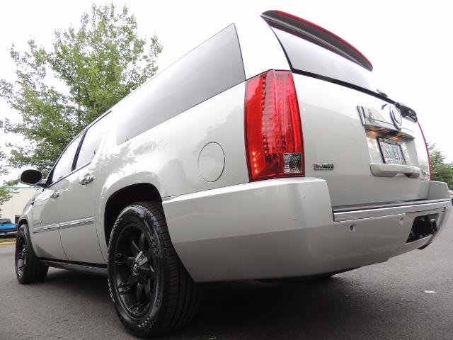 2010 Cadillac Escalade ESV Premium / AWD / DVD / Backup Camera / Excel Co - Photo 50 - Portland, OR 97217