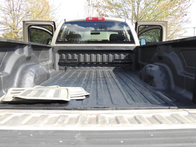 2004 Dodge Ram 3500 SLT 4dr Quad Cab / 4X4 / 5.9L DIESEL / 6-SPEED MAN - Photo 28 - Portland, OR 97217