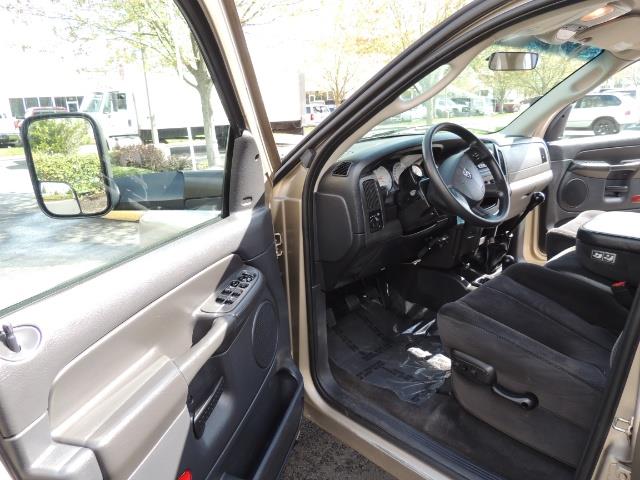 2004 Dodge Ram 3500 SLT 4dr Quad Cab / 4X4 / 5.9L DIESEL / 6-SPEED MAN - Photo 13 - Portland, OR 97217