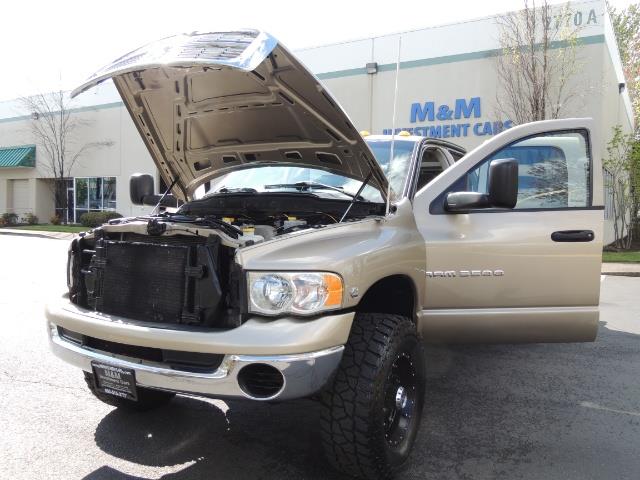 2004 Dodge Ram 3500 SLT 4dr Quad Cab / 4X4 / 5.9L DIESEL / 6-SPEED MAN - Photo 25 - Portland, OR 97217