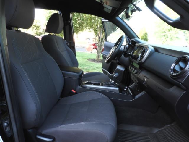 2017 Toyota Tacoma TRD 4X4 CUSTOM / WINCH / PRO COMP LIFT / 3 K MILES - Photo 18 - Portland, OR 97217
