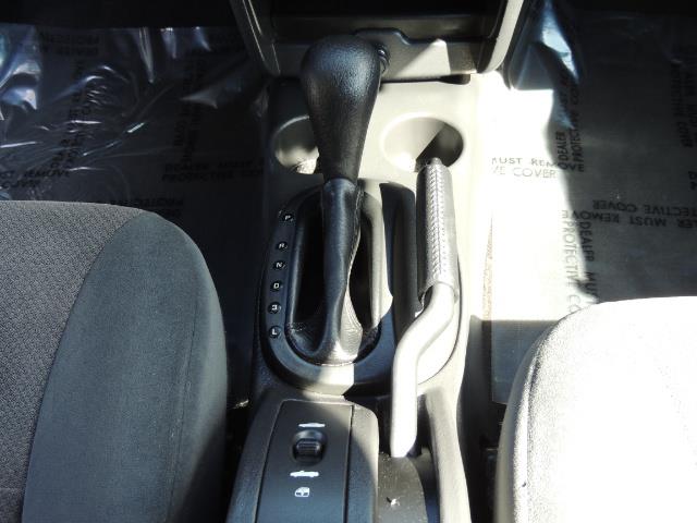 2004 Chrysler Sebring Touring / Convertible / ONly 74K MILES - Photo 44 - Portland, OR 97217