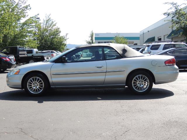 2004 Chrysler Sebring Touring / Convertible / ONly 74K MILES - Photo 16 - Portland, OR 97217