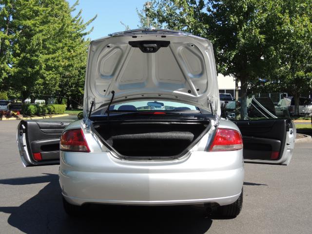 2004 Chrysler Sebring Touring / Convertible / ONly 74K MILES - Photo 28 - Portland, OR 97217